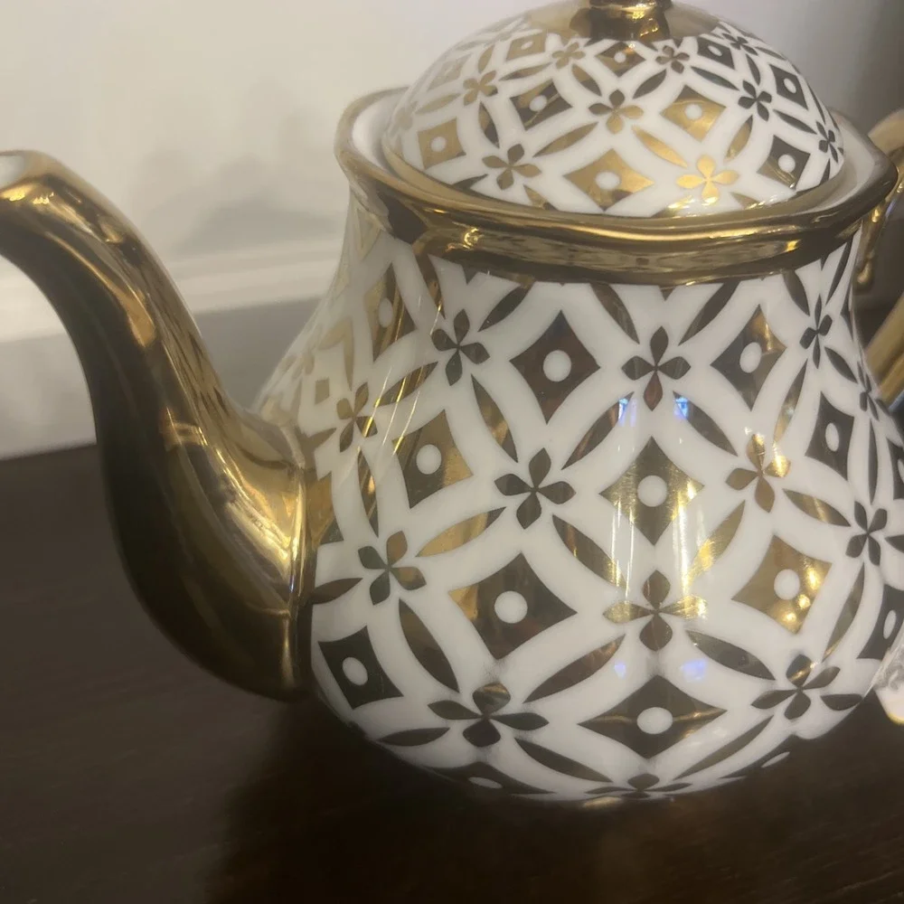 Kent Pottery from piece geometric